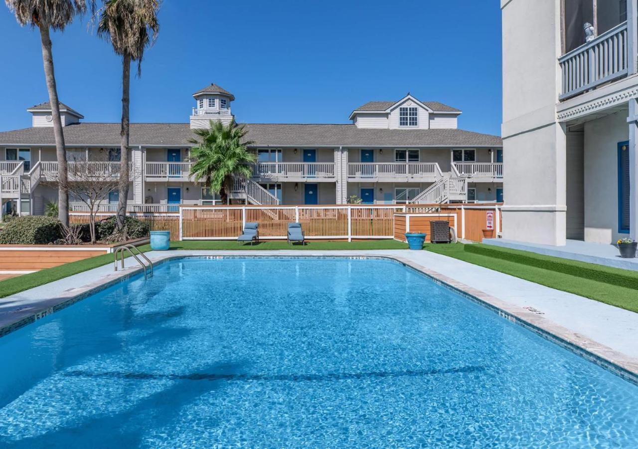 Apartment Life Can Be A Beach *